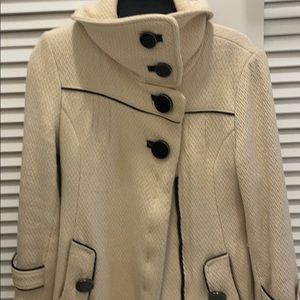 Size small cream with large buttons & zipper Soia & Kyo jacket